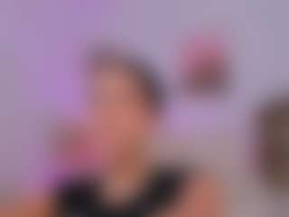 Live cam show with Sussan Eliot - Brown Hair on Milfs Live
