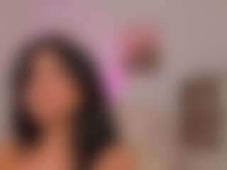 Live cam show with Sussan Eliot - Brown Hair Toys on fuklive.com