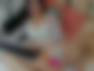 Aileenrosehh's Live Sex Cam Show