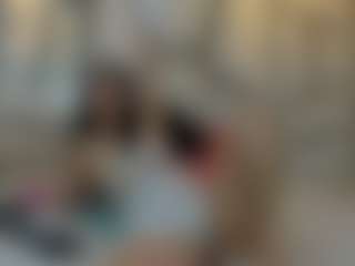 Aileenrosehh's Live Sex Cam Show