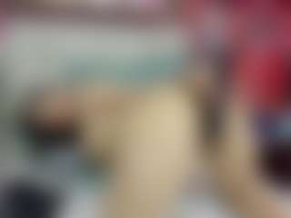 Aileenrosehh's Live Sex Cam Show