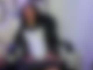 Live cam show with AntonelaBlaze - Colombia on xxxlivecams.org