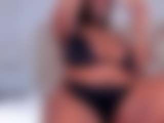 Live cam show with Brithanyvelvet - New Lovense on SinfulBabes