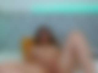 CharlotteWhitmore's Live Sex Cam Show