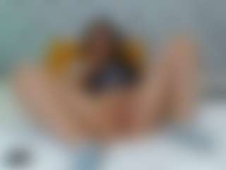 CharlotteWhitmore's Live Sex Cam Show