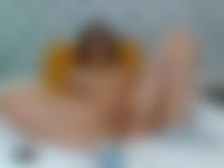 CharlotteWhitmore's Live Sex Cam Show