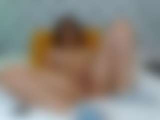 CharlotteWhitmore's Live Sex Cam Show