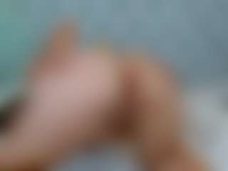 CharlotteWhitmore's Live Sex Cam Show