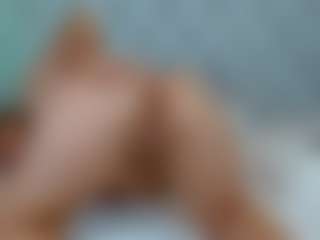 CharlotteWhitmore's Live Sex Cam Show