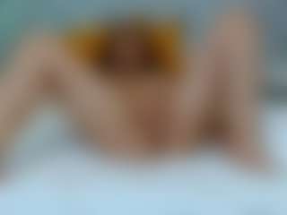 CharlotteWhitmore's Live Sex Cam Show