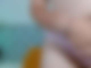CharlotteWhitmore's Live Sex Cam Show