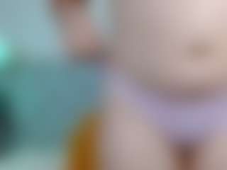 CharlotteWhitmore's Live Sex Cam Show
