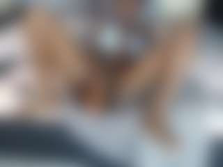 Kiara and Mia's Live Sex Cam Show