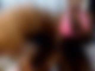 Live cam show with Kiara and Mia - HD on StripNow