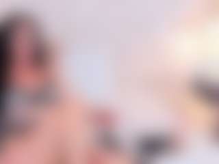 Live cam show with DannaPerea - Skinny MILF on crypto-cams