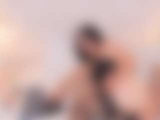 Live cam show with DannaPerea - Small Tits Mature on SpunkLive