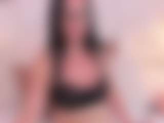 Live cam show with DannaPerea - Average on AdultVida.com