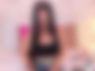 DannaPerea MILF webcam performer live streaming