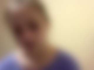 Live cam show with ElmaGrahn - Mature on Mixed Magazine Live