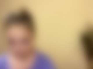 Live cam show with ElmaGrahn - BBW on Camiplay Live
