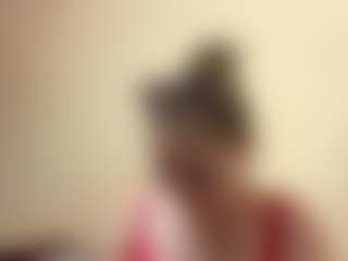 Live cam show with ElmaGrahn - BBW on Mixed Magazine Live