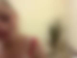 Live cam show with ElmaGrahn - Young Adult on Hubzter Live