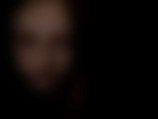 Live cam show with ElmaGrahn - Squirt Mature on SmokeAndPoke
