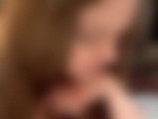 ErnestineLeitzel's Live Sex Cam Show