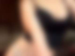 ErnestineLeitzel's Live Sex Cam Show