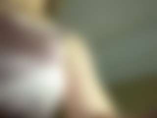 ErnestineLeitzel's Live Sex Cam Show
