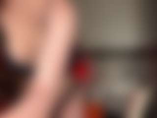 ErnestineLeitzel's Live Sex Cam Show