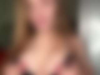 ErnestineLeitzel's Live Sex Cam Show