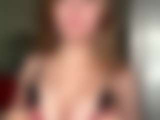 ErnestineLeitzel's Live Sex Cam Show