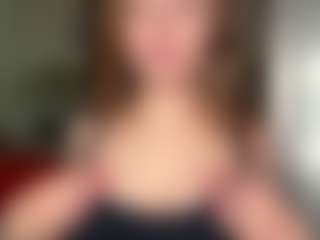 ErnestineLeitzel's Live Sex Cam Show