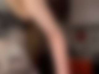ErnestineLeitzel's Live Sex Cam Show