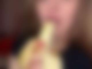 ErnestineLeitzel's Live Sex Cam Show