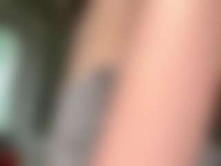 Live cam show with ErnestineLeitzel - Body Massage on Dare Cams