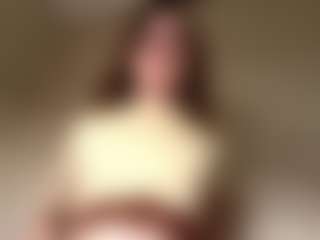 Live cam show with ErnestineLeitzel - Smoking on Camsoda