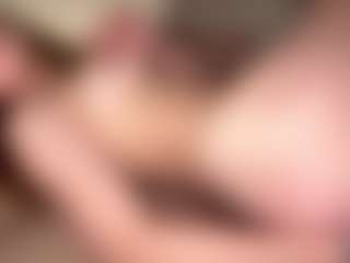 ErnestineLeitzel's Live Sex Cam Show