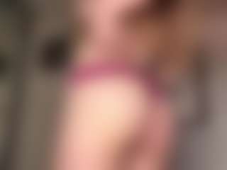 Live cam show with ErnestineLeitzel - Green Eyes on Hubzter Live