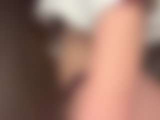 ErnestineLeitzel's Live Sex Cam Show