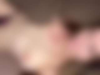 ErnestineLeitzel's Live Sex Cam Show