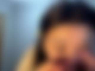 Live cam show with HoneyWallenstein - Bikini on Camsoda