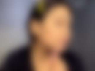 Live cam show with HoneyWallenstein - Latina on SinfulBabes