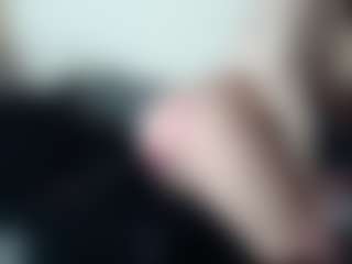 Live cam show with LittleFergie - Ass Clapping on justonemore.cc