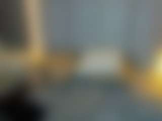 Live cam show with LunaAura - Thin on Camsoda