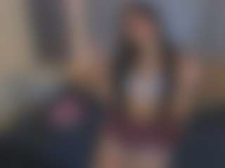 Live cam show with LunaAura - Thin on sexylive.show