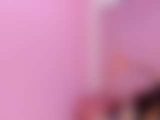 Live cam show with LunaAura - Thin on SmokeAndPoke