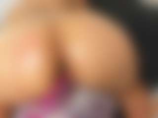 maybigbooty's Live Sex Cam Show