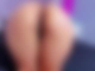 Live cam show with maybigbooty - Camel Toe on sexytreat.net